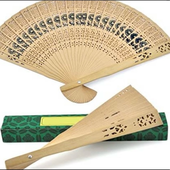 Accessories - Fan folding handheld sandalwood
